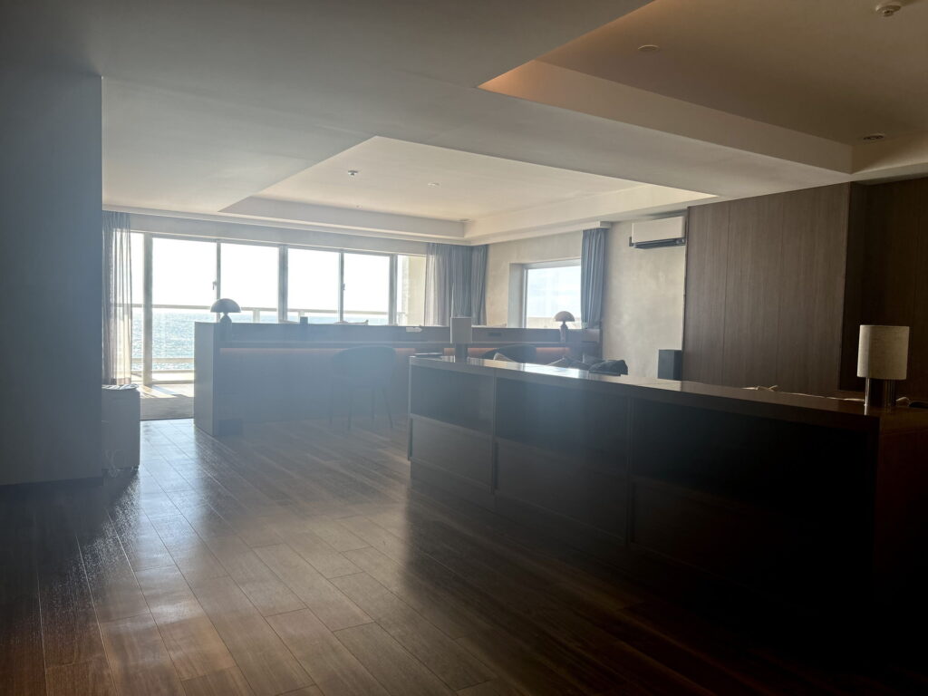 RAV RESORT OKINAWA B CLASS 501号室 内観