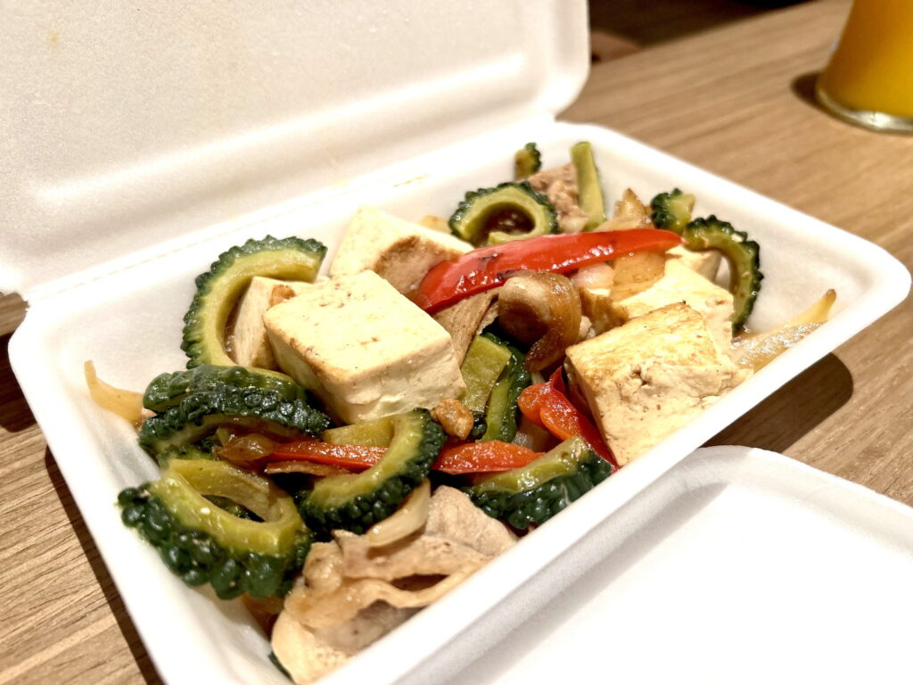 あぐー豚のゴーヤーちゃんぷるー