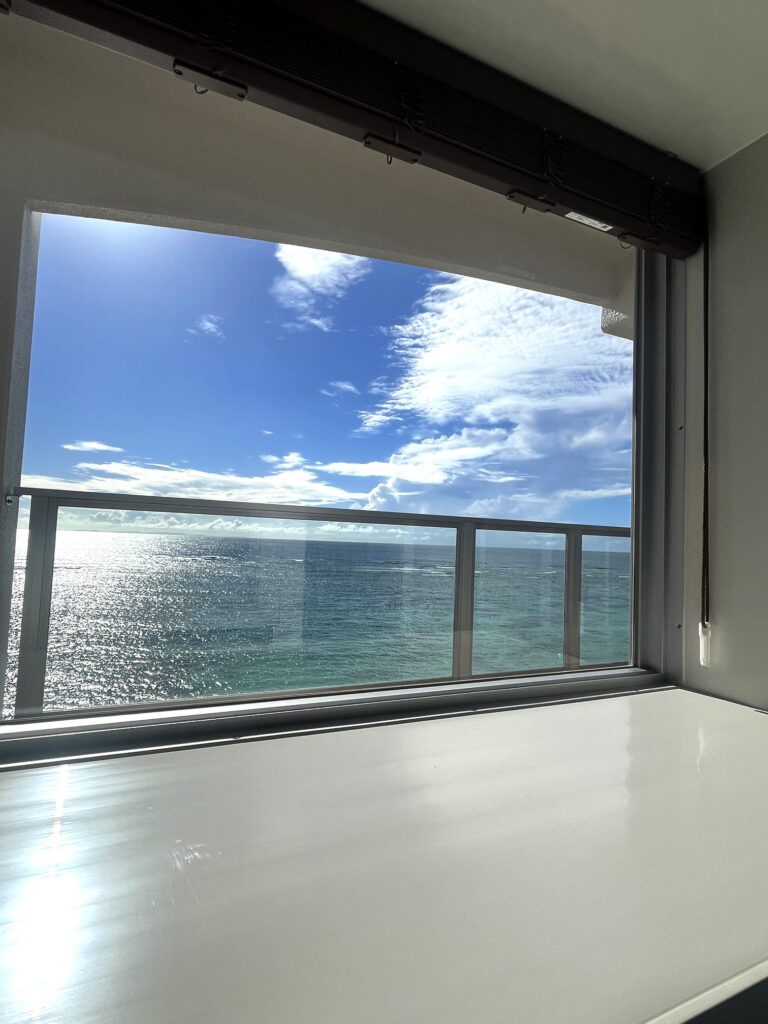 RAV RESORT OKINAWA B CLASS 501号室 お風呂からの景色