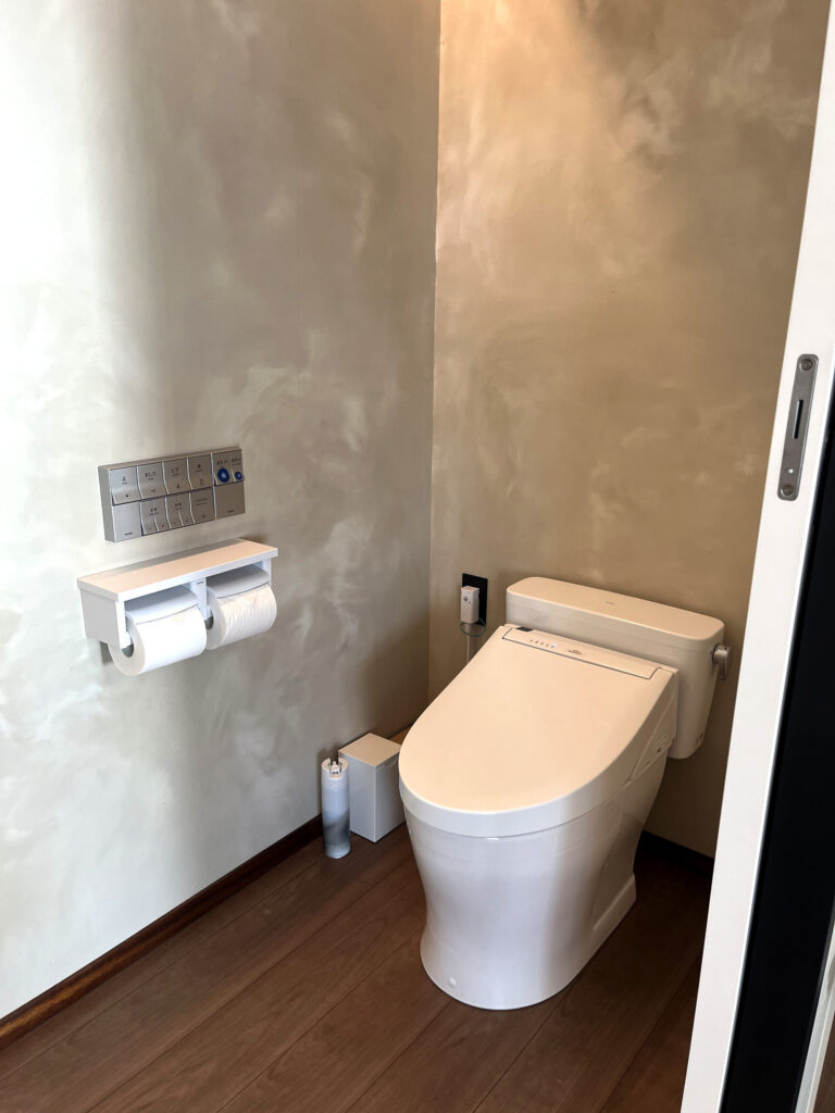 RAV RESORT OKINAWA B CLASS 501号室 トイレ